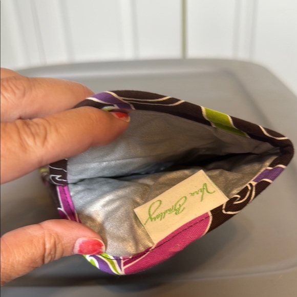 Floral Patterned Hot Iron Holder - Picture 3 of 3